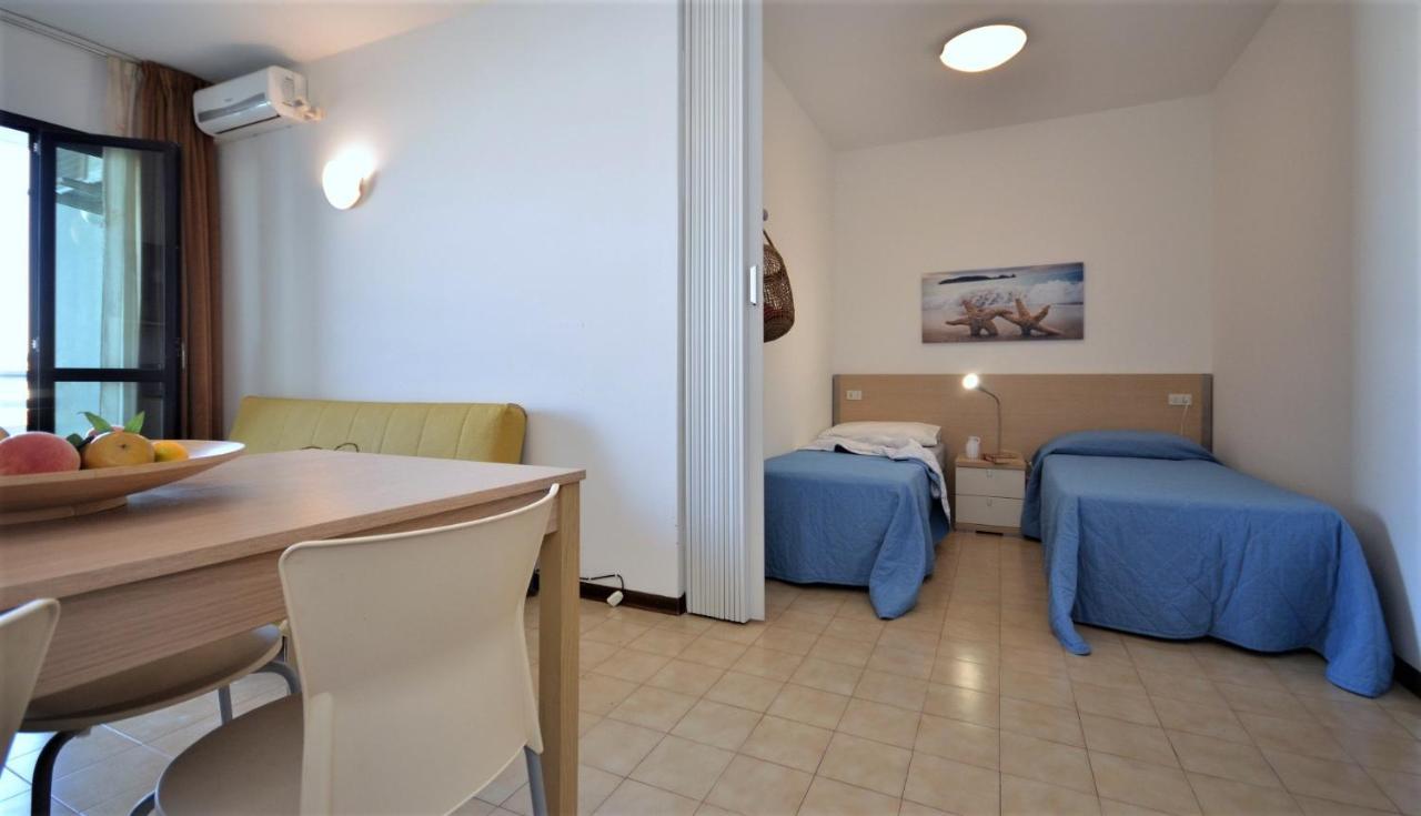Residenza Olimpo Lejlighed Lignano Sabbiadoro Eksteriør billede