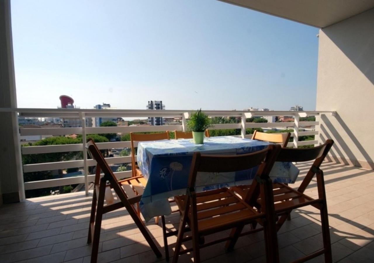 Residenza Olimpo Lejlighed Lignano Sabbiadoro Eksteriør billede