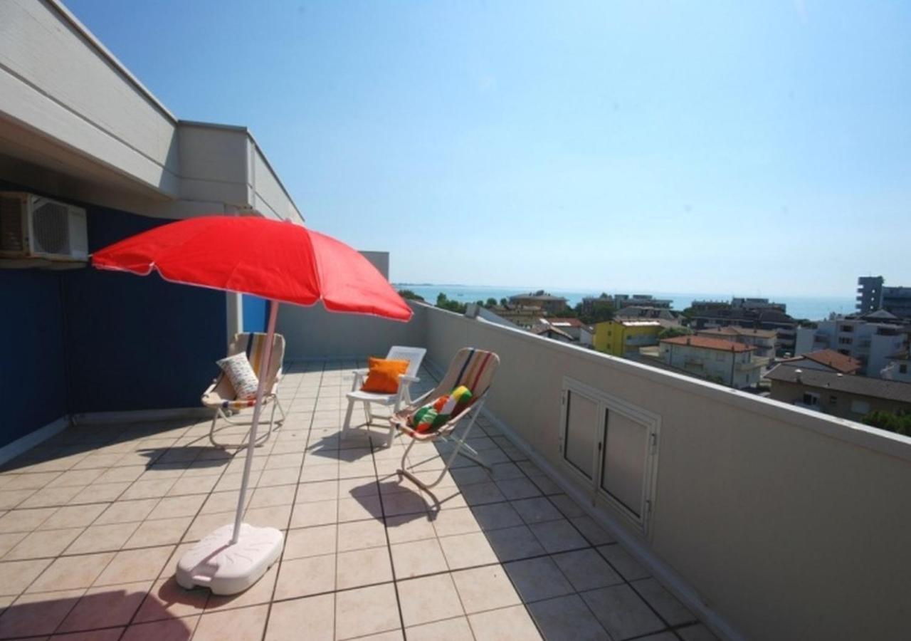 Residenza Olimpo Lejlighed Lignano Sabbiadoro Eksteriør billede
